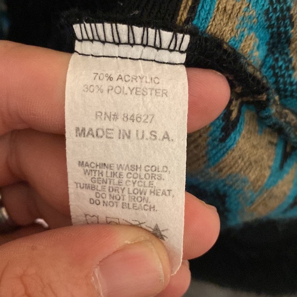 Bear Ridge Outfitters faux fleece native print jacket - Picture 5 of 6